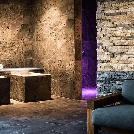 10 Bedrooms Chalet In Fee * Saas-Fee