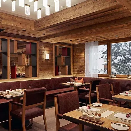 10 Bedrooms Chalet In Fee Saas-Fee