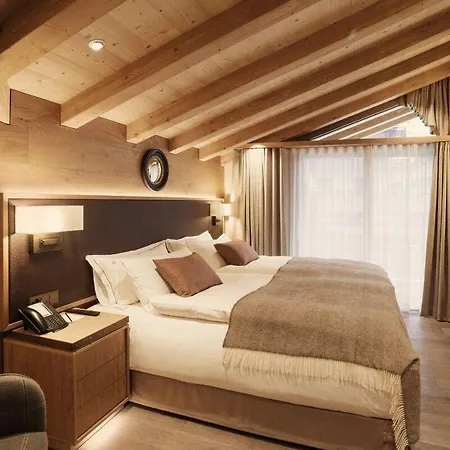Villa 10 Bedrooms Chalet In Fee
