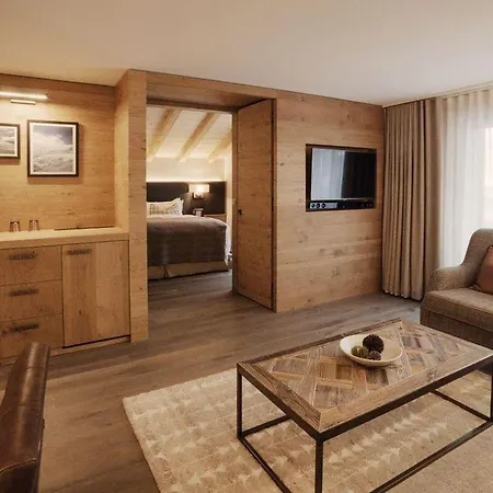 Villa 10 Bedrooms Chalet In Fee Saas-Fee