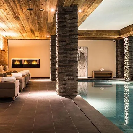 Villa 10 Bedrooms Chalet In Fee